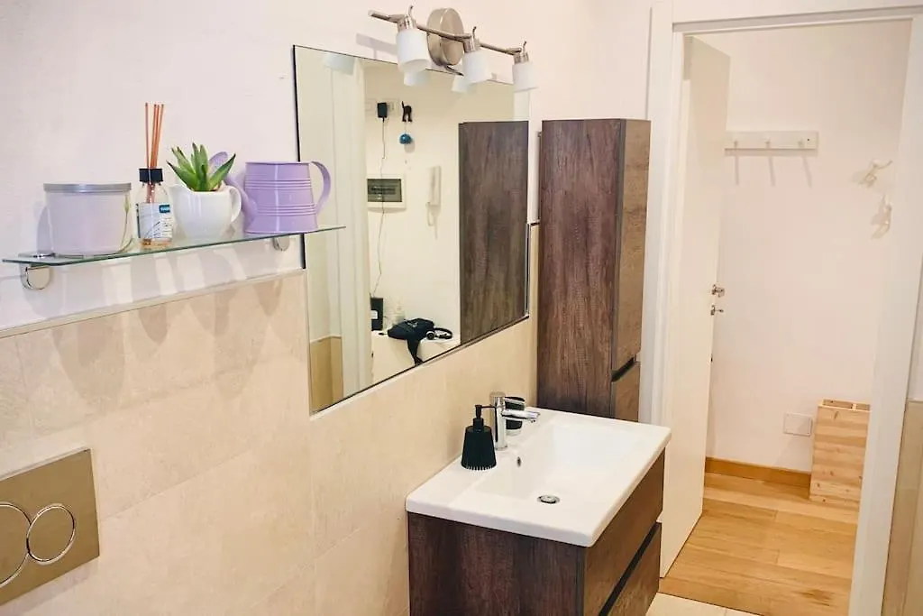 Ampola Home “Flamingo” Milán Apartamento