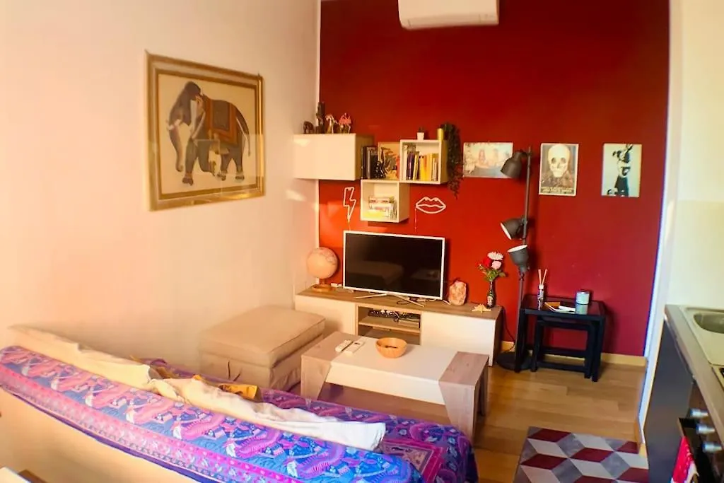 Ampola Home “Flamingo” Milán Italia